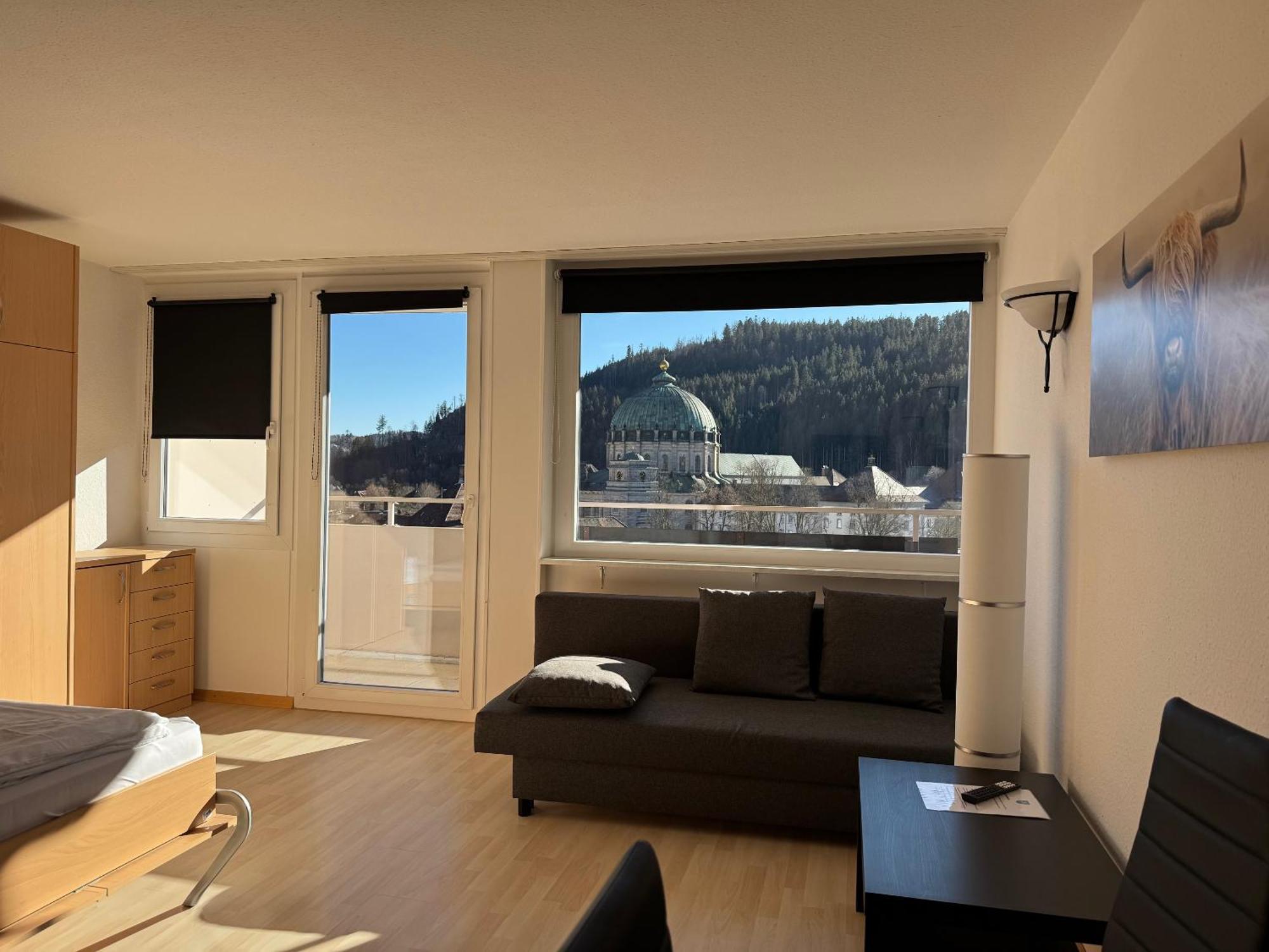 Domview Apartment Санкт Блазиен Екстериор снимка